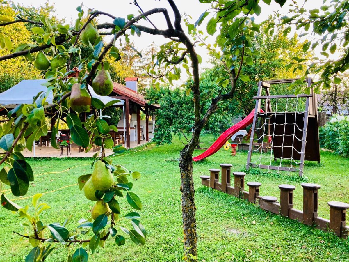 Ubytovanie U Aranky Cierna nad Tisou Exteriör bild
